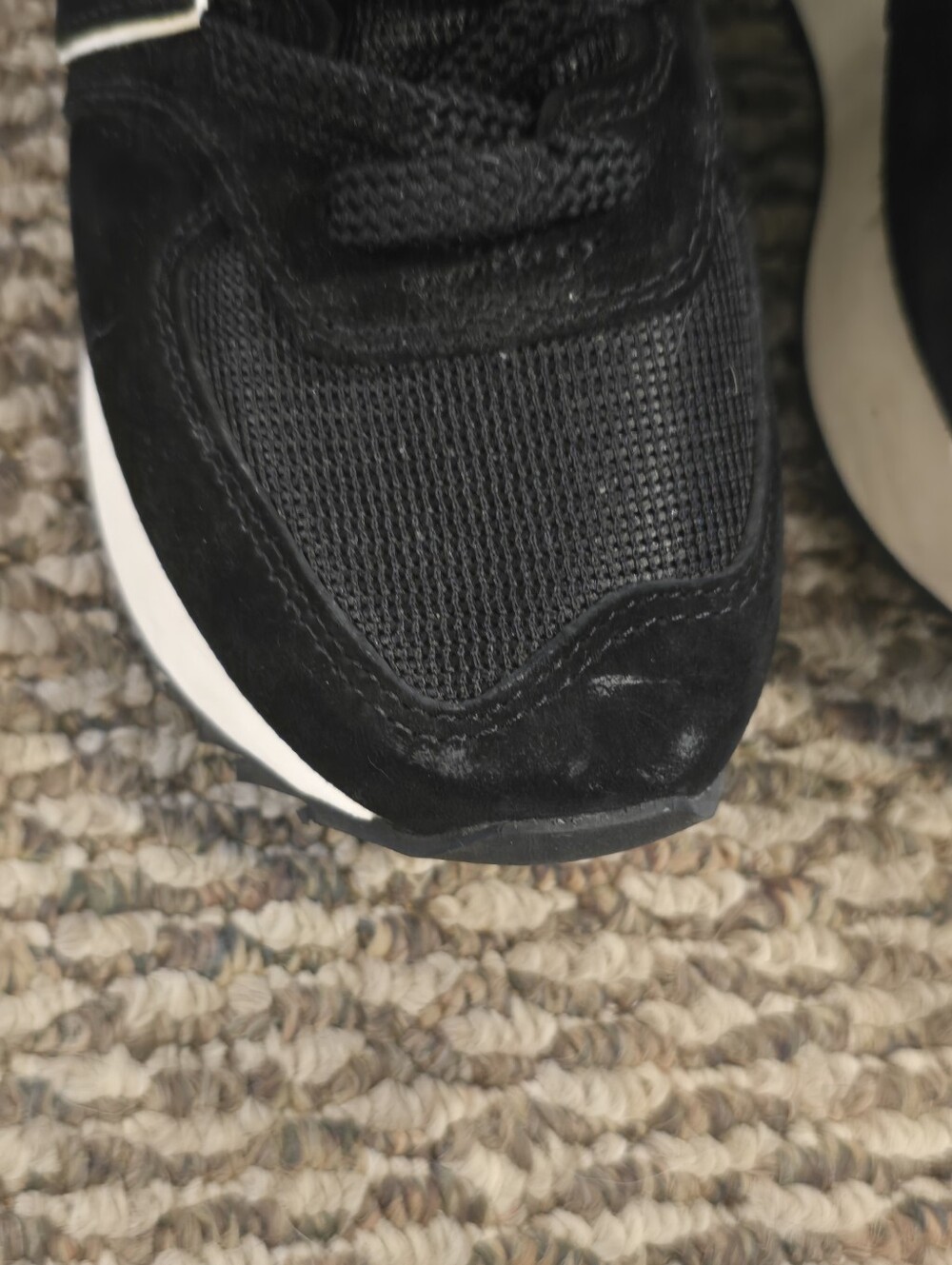 New Balance 574 Women Black and White Sneakers - Picture 6 of 6